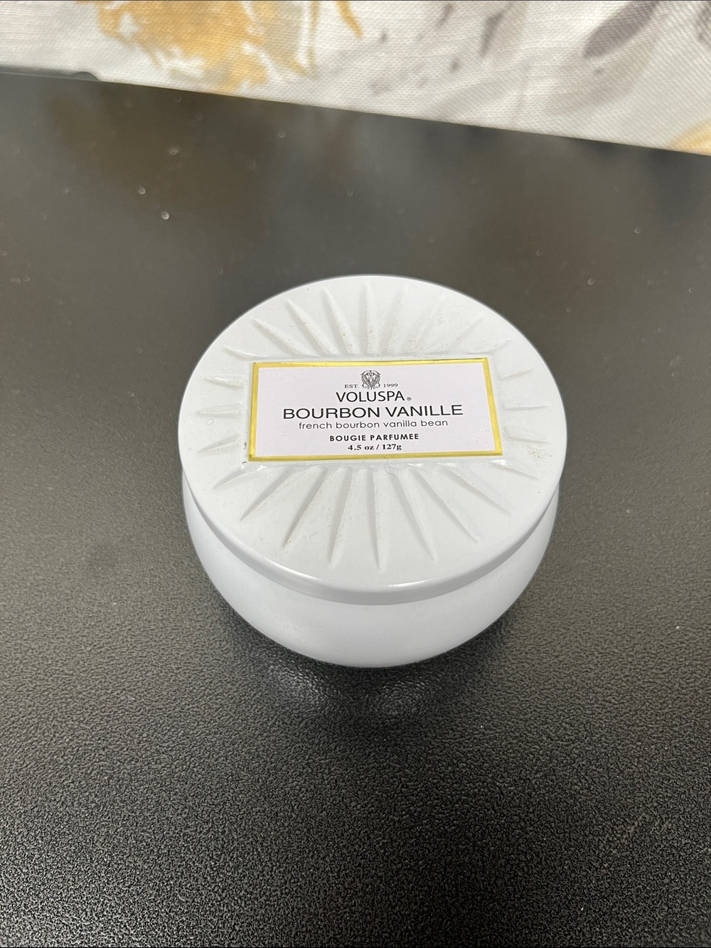 Voluspa Bourbon Vanille Candle 4.5 oz Tin - White with Gold Label